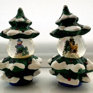 Vintage Pfaltzgraff Nordic Christmas Snow Globe Salt and Pepper Shakers
